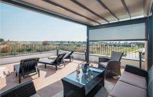 Amazing Home In Novigrad 