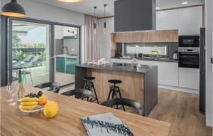 Cozy Home In Banjole With Wifi