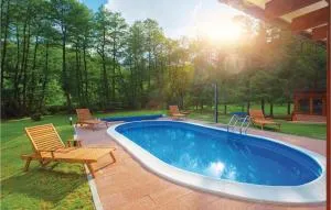 Awesome Home In Brestovac With Sauna - Feričanci