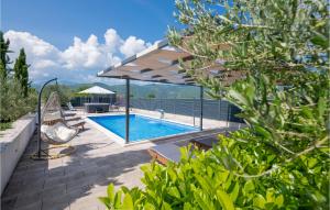 Beautiful Home In Donji Prolozac