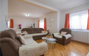 Awesome Home In Donji Prolozac With Sauna 