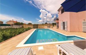 Gorgeous Home In Kastel Sucurac With Wifi 