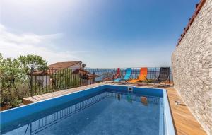Beautiful Apartment In Crikvenica
