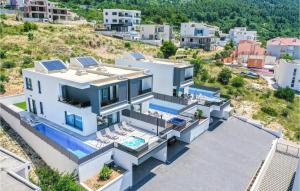 Gorgeous Home In Makarska 