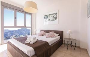 4 Bedroom Awesome Home In Cómpeta