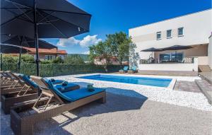 Beautiful Home In Kraj With Wifi