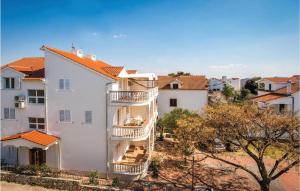 One-Bedroom Apartment In Srima