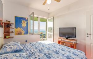 Stunning Apartment In Brela With Wifi 