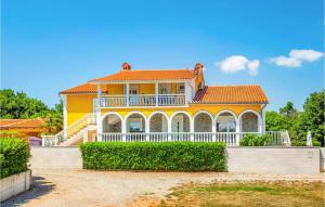 Beautiful Apartment In Labin With Wifi 