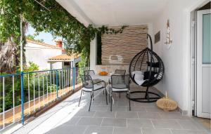 2 Bedroom Amazing Apartment In Klek