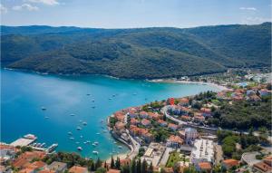 Gorgeous Apartment In Rabac With Wifi
