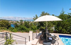 Stunning Apartment In Selca With Wifi