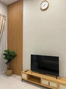 Myra Homestay - 樟仑