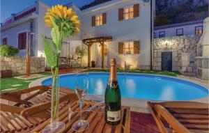 2 Bedroom Cozy Home In Grizane