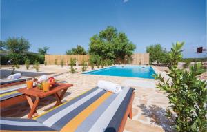 Two-Bedroom Holiday Home In Radonic