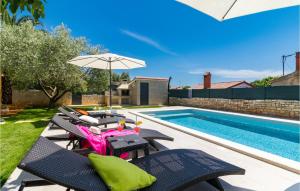 2 Bedroom Amazing Home In Galizana