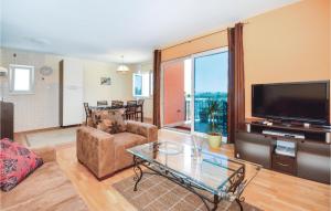 Lovely Apartment In Split With House Sea View 