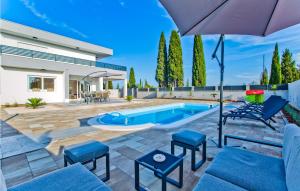 3 Bedroom Stunning Home In Bogomolje - 4hvězdičkové hotely ve městě Bogomolje