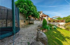 Awesome Home In Tinjan With Kitchen 