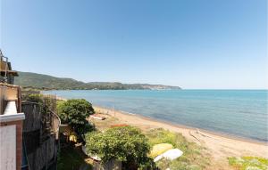 Stunning Apartment In Giannella