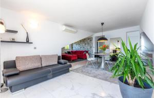 Apartment Krilo Jesenice 24