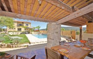 Maisons de vacances Awesome Home In St Marcellin L Vaison : photos des chambres
