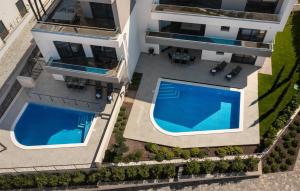 Beautiful Apartment In Zidarici