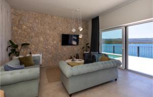 Pet Friendly Home In Klek With Kitchen