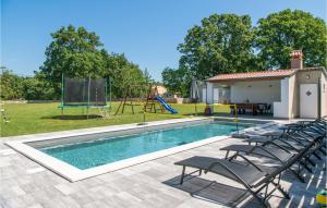 6 Bedroom Beautiful Home In Nedescina 