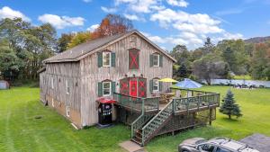 Timberline Lodge, Downtown Ellicottville - Near Ski Resort