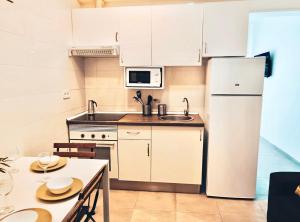 Metro Avenida de America 02