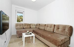 Stunning Apartment In Sibenik With Wifi 