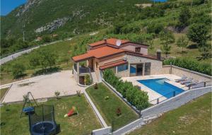 Lovely Home In Ricice With Outdoor Swimming Pool