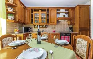 Amazing Apartment In Novi Vinodolski