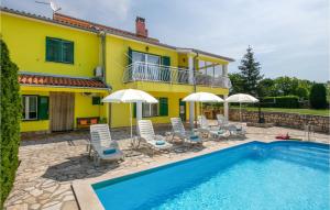 2 Bedroom Awesome Apartment In Labin 