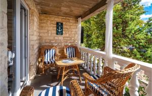 Stunning Home In Maslenica With Kitchen