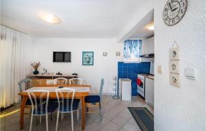 Stunning Home In Maslenica With Kitchen