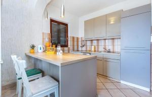 Nice Home In Dramalj With Wifi 