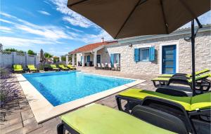 Stunning Home In Privlaka With Wifi