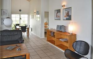 4 Bedroom Lovely Home In Nørre Nebel