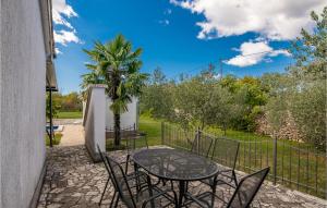 Awesome Home In Malinska With Wifi 