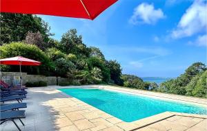 Lovely Apartment In Concarneau