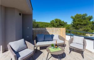 Four-Bedroom Holiday Home In Premantura