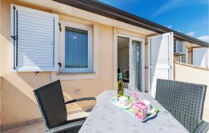 Awesome Apartment In Pula With Wifi