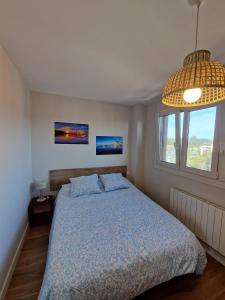 NUEVO DÚPLEX con TERRAZA cerca de PLAYA y METRO con PARKING PRIVADO