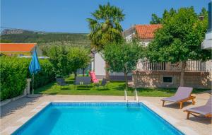 3 Bedroom Beautiful Home In Donji Prolozac 