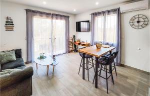 Amazing Apartment In Narbonne With Wifi