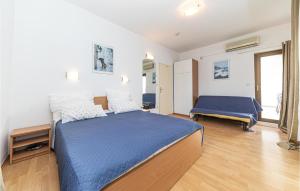 Stunning Apartment In Kastel Stafilic