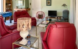 Beautiful Home In Prades-Sur-Vernazobre