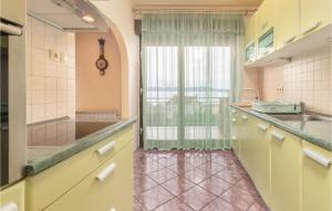 Amazing Apartment In Crikvenica With Wifi 